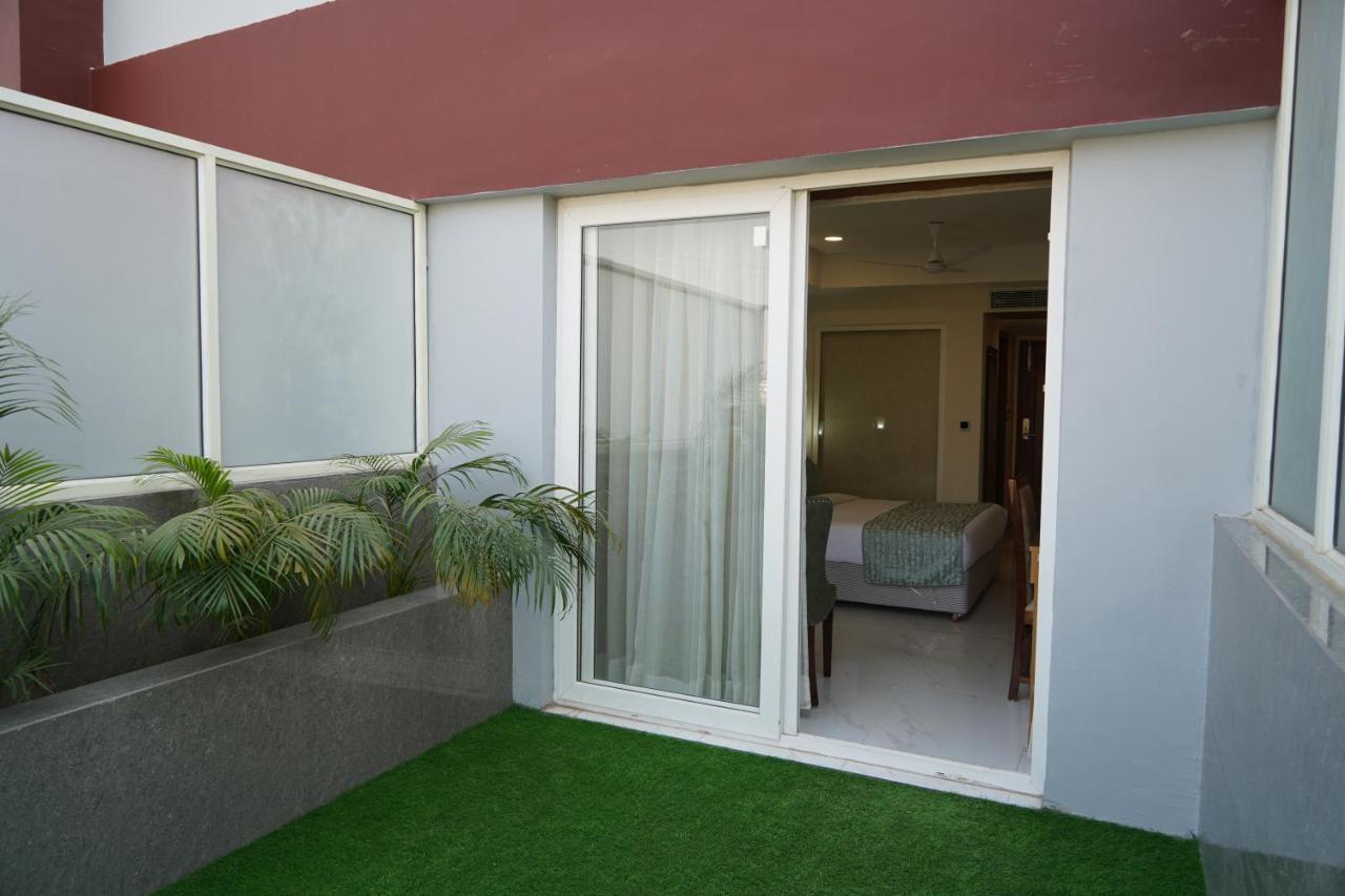 Hotel Shanti Sagar Kharar Luaran gambar