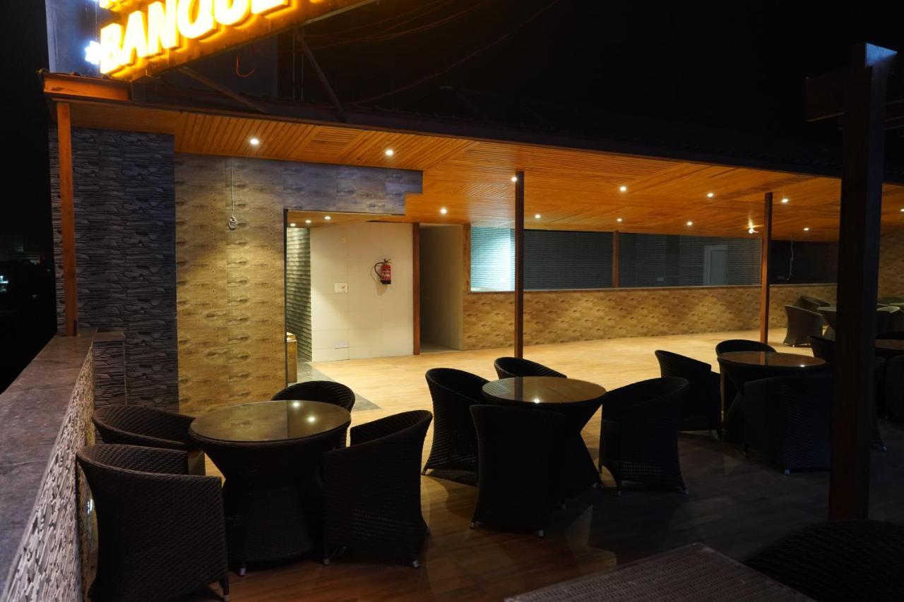 Hotel Shanti Sagar Kharar Luaran gambar