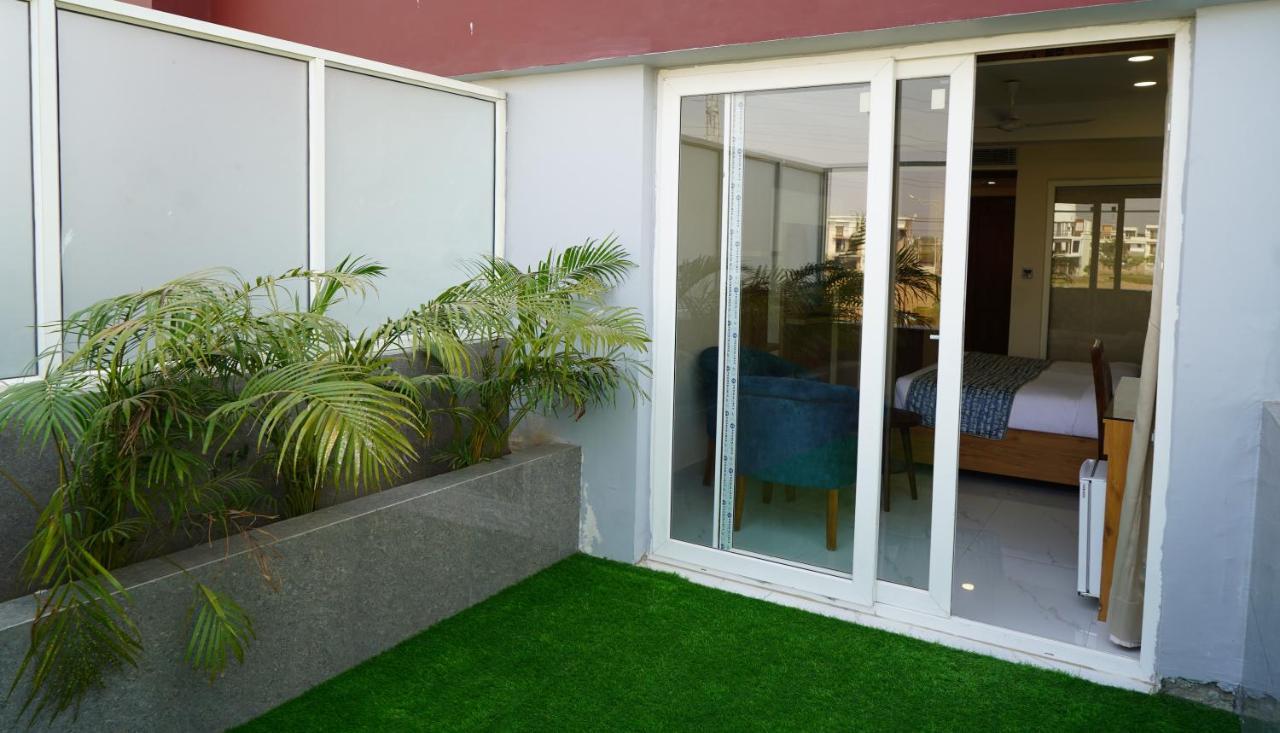 Hotel Shanti Sagar Kharar Luaran gambar
